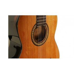 Admira A4 - gitara klasyczna