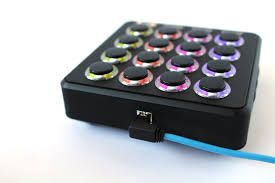 DJ TECHTOOLS- MIDI FIGHTER 3D BLACK