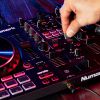 Numark Mixtrack Platinum FX - kontroler DJ + statyw + słuchawki