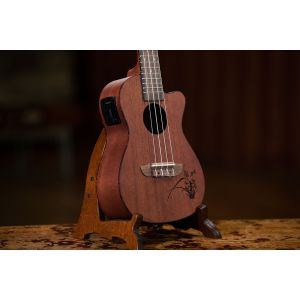 Ortega RU5MM-CE - ukulele koncertowe elektryczne