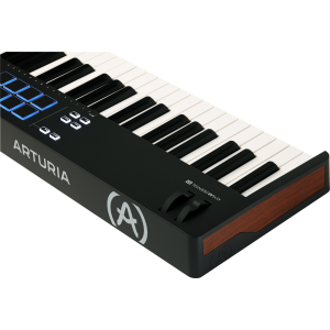 Arturia KeyLab Essential 88 mk3 - klawiatura sterująca