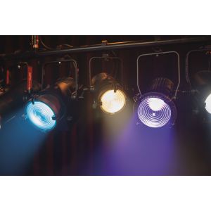 Showtec Performer 1000 LED MKII - Reflektor Fresnel