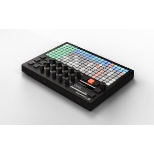 Polyend Play - mobilny groovebox