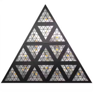  LIGHT4ME TRIANGIS efekt świetlny LED 64x2W RGBA oświetlenie klubowe dyskotekowe DJ na imprezę 