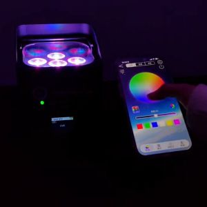 LIGHT4ME ACCU PAR 6x10W RGBWAUV akumulatorowy reflektor par oświetlenie dekoracyjne LED DMX