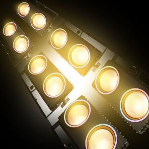 EVOLIGHTS BLINDER IP65 2x150W oświetlacz sceniczny LED DMX 2x150W