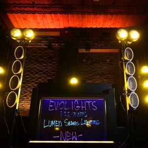 EVOLIGHTS LUMEN ROTO DUO ruchomy efekt oświetleniowy LED DMX