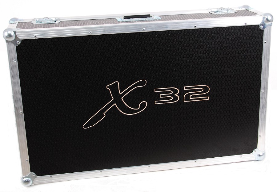 Behringer X32 CASE
 - kufer na sprzęt