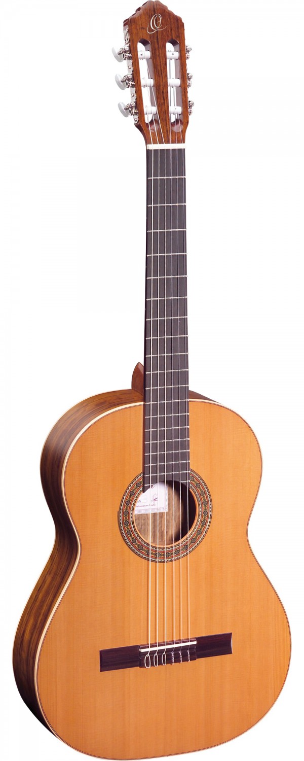 Ortega R220 - gitara klasyczna