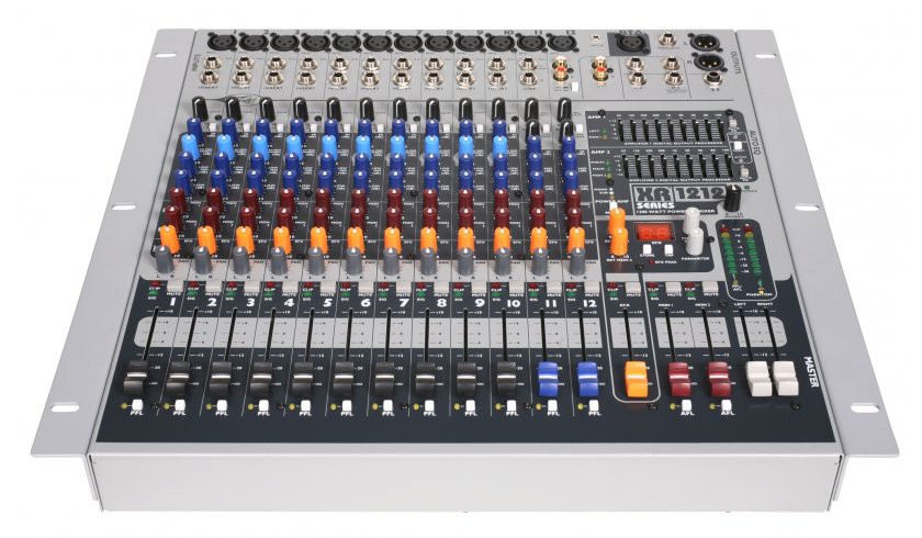 Peavey XR 1212 - Power- mikser Peavey XR 1212 - Power- mikser