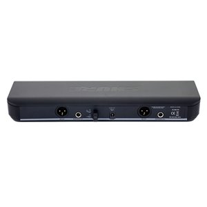 Shure BLX88E - odbiornik systemu bezprzewodowego