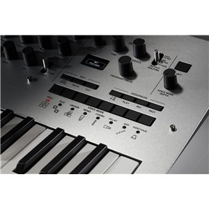 KORG minilogue - analogowy polifoniczny syntezator nowej generacji