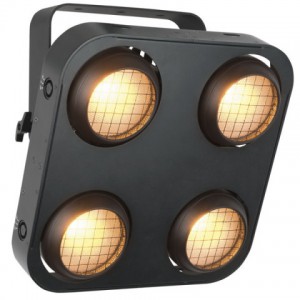 Showtec Stage Blinder 4 Blaze - reflektor