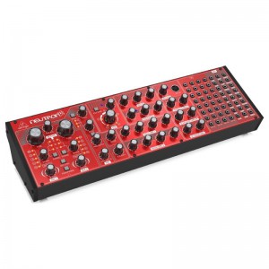 Behringer NEUTRON - analogowy syntezator semi-modularny