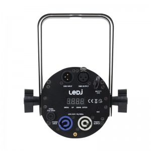 LEDJ Ninja Zoom 250 - Led par RGBW z zoom 4°- 29°